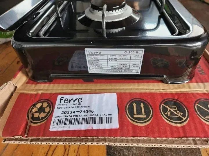 Газовая настольная плита Ferre O-200-BL 2-х конфорочная с крышкой (Турция)